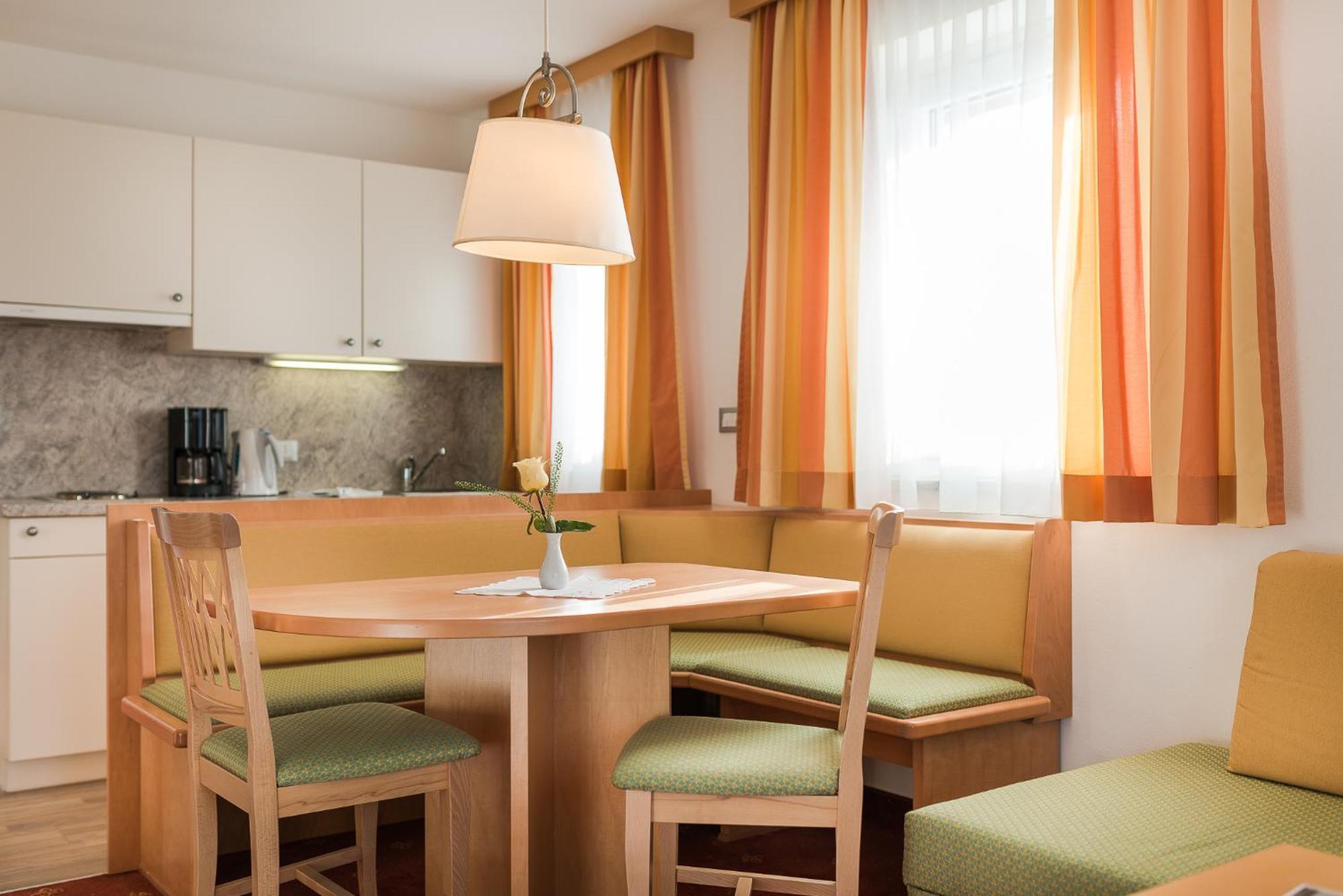 Pension Hoefler - Fernblick Schenna Exteriér fotografie