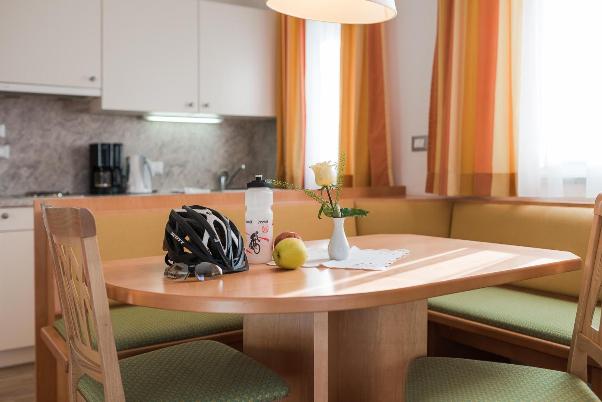 Pension Hoefler - Fernblick Schenna Exteriér fotografie