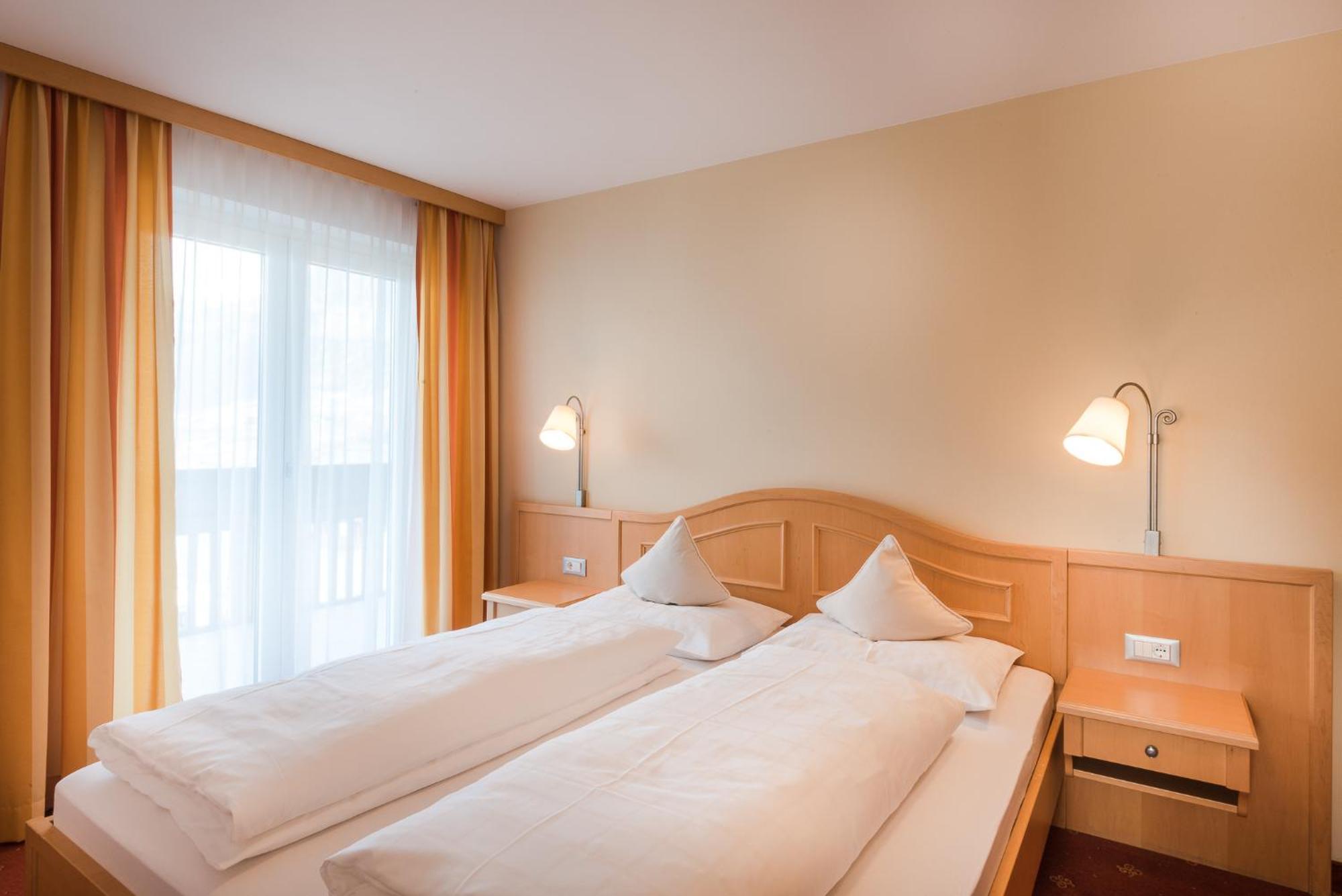Pension Hoefler - Fernblick Schenna Exteriér fotografie